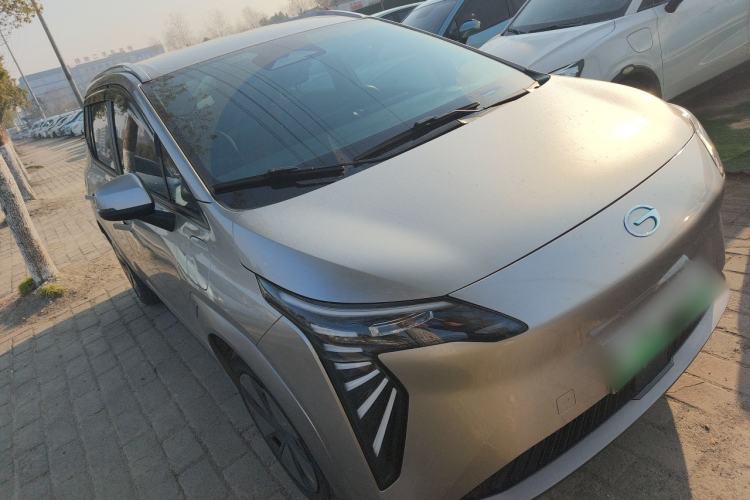 Used AION Y 2024 Younger Exterior 2