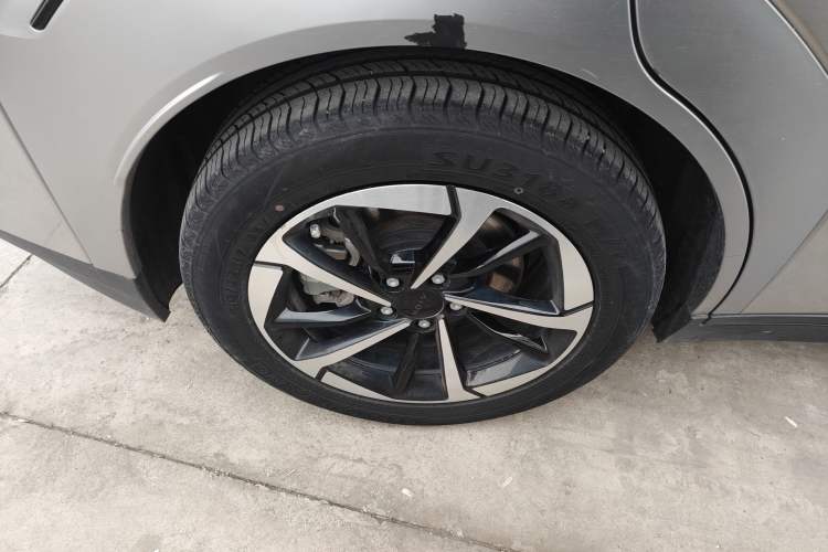 Used AION Y 2024 Plus 510 Intelligent Driving Version Exterior 5
