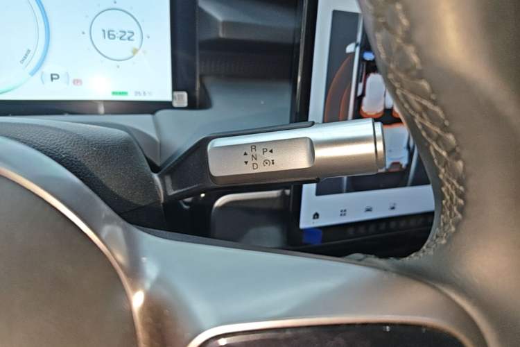 Used AION Y 2024 Plus 610 Intelligent Driving Version Gear Lever