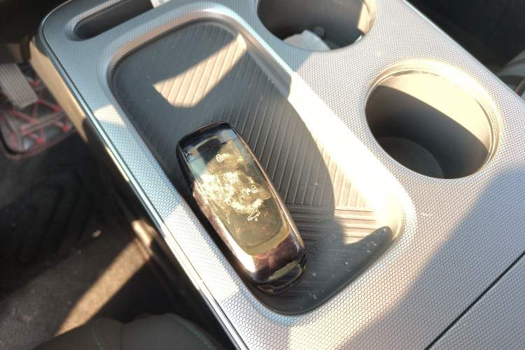 Used AION Y 2024 Younger Interior 1