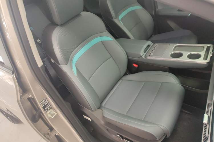 Used AION Y 2024 Plus 510 Intelligent Driving Version Right Front Seat