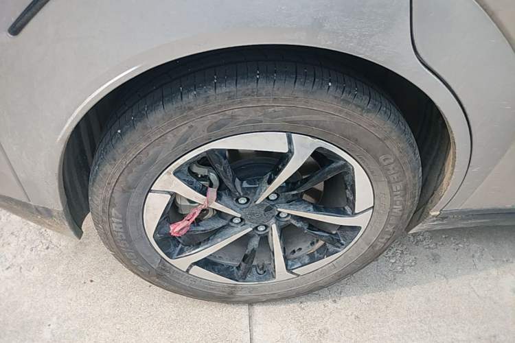 Used AION Y 2024 Plus 510 Intelligent Driving Version Right Rear Wheel Hub