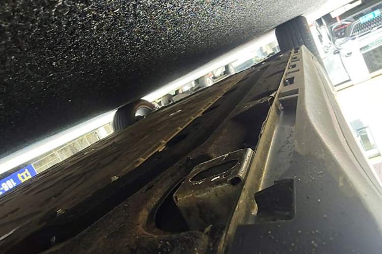 Used AION Y 2024 Plus 610 Intelligent Driving Version Right Side Sill