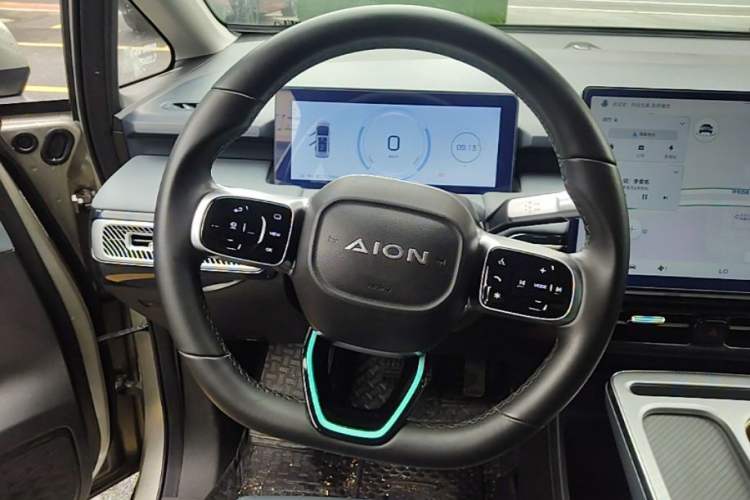 Used AION Y 2024 Plus 610 Intelligent Driving Version Steering Wheel