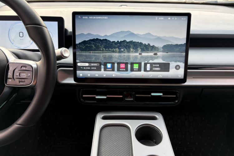 Used AION Y 2024 Plus 510 Intelligent Driving Version Audio And AC Panel