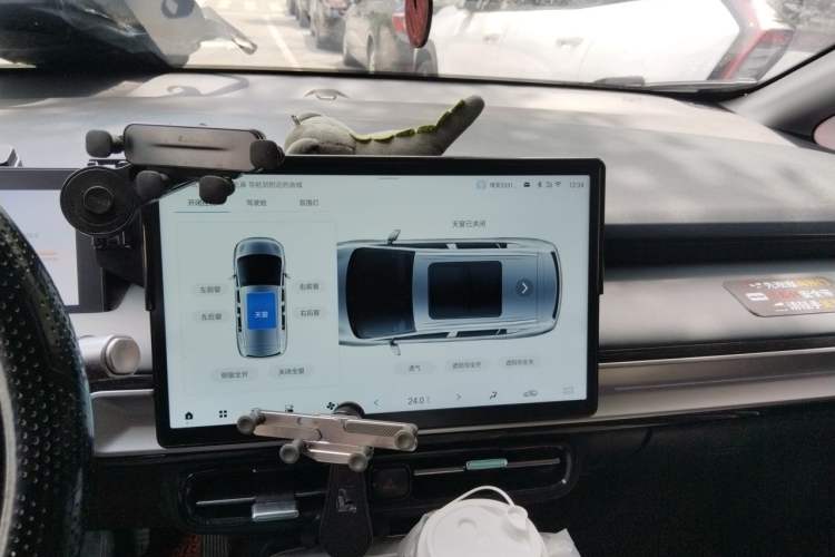 Used AION Y 2024 Plus 610 Intelligent Driving Edition Ternary Lithium Audio And AC Panel