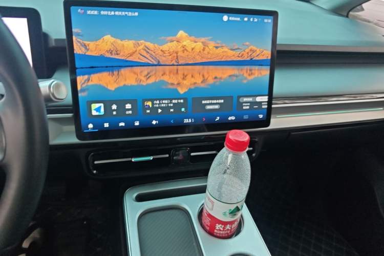 Used AION Y 2024 Plus 610 Intelligent Driving Version Audio And AC Panel