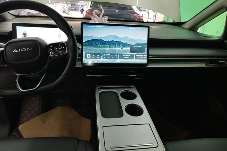 Used AION Y 2024 Plus 510 Intelligent Driving Version Audio And AC Panel