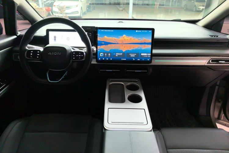 Used AION Y 2024 Plus 510 Intelligent Driving Version Center Console