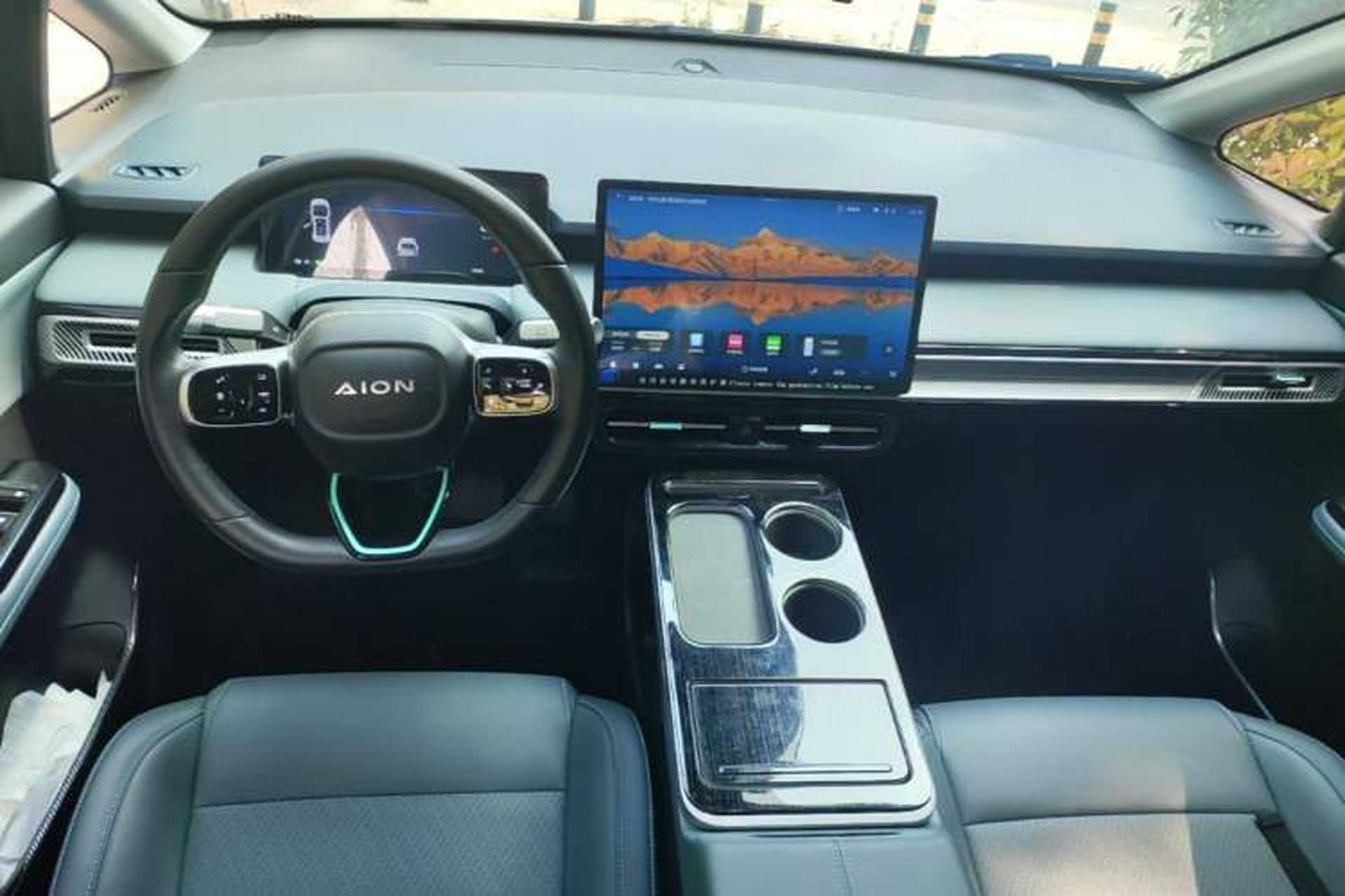 Used AION Y 2024 Plus 610 Intelligent Driving Version Center Console