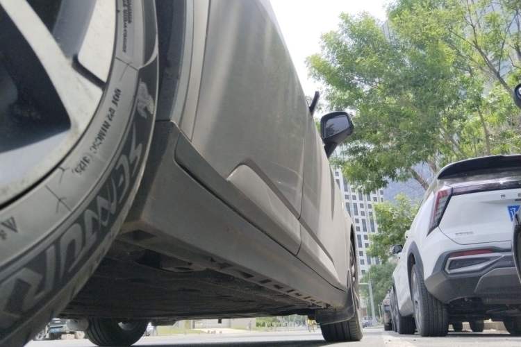 Used AION Y 2024 Plus 610 Intelligent Driving Edition Ternary Lithium Chassis Rear Right