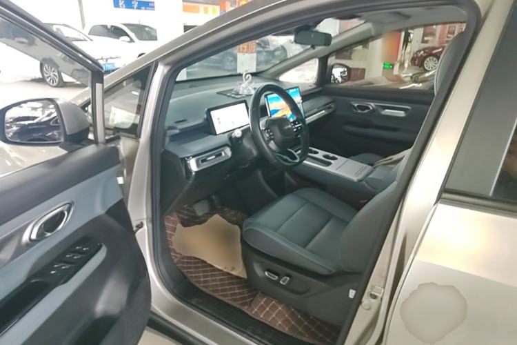 Used AION Y 2024 Plus 510 Intelligent Driving Version Driver Seat