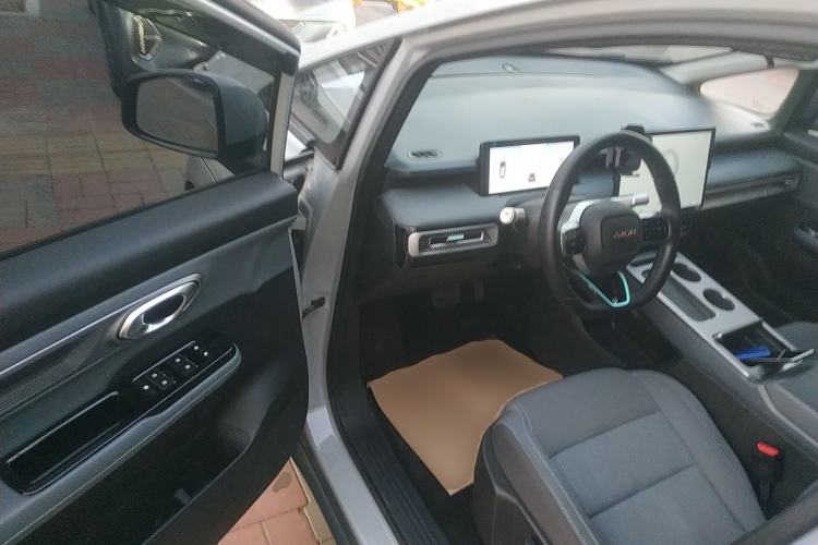 Used AION Y 2024 Younger Driver Seat