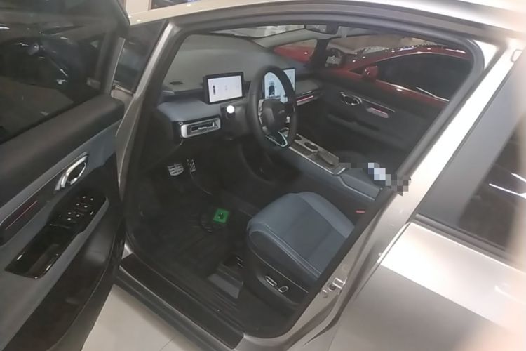 Used AION Y 2024 Plus 510 Intelligent Driving Version Driver Seat