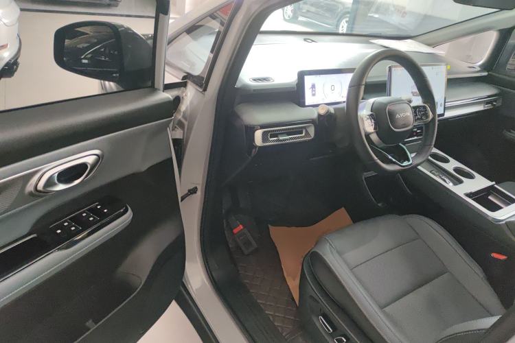 Used AION Y 2024 Younger Star Edition Driver Seat