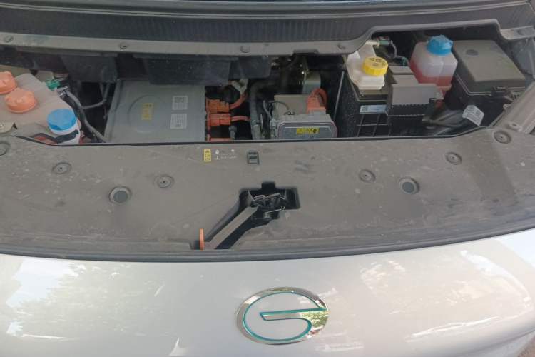 Used AION Y 2024 Younger Engine Bay