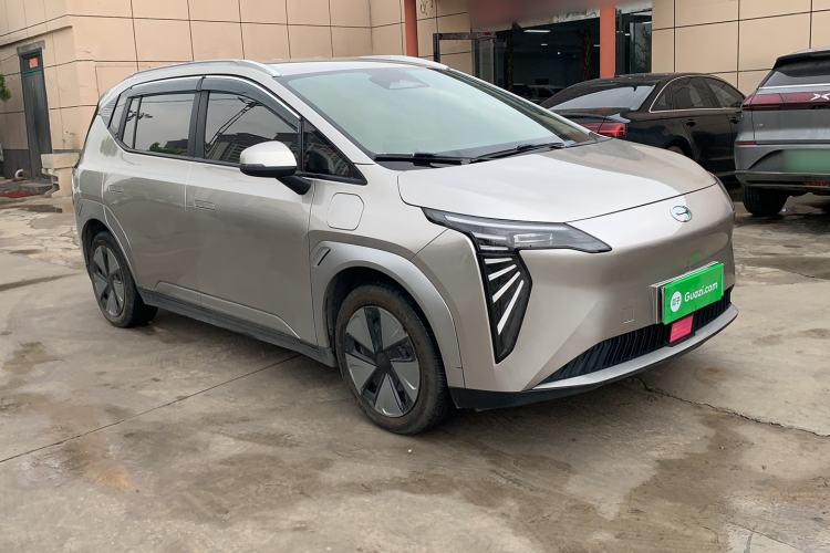Used AION Y 2024 Younger Exterior 2