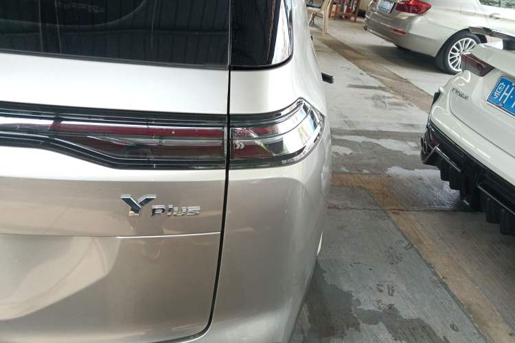 Used AION Y 2024 Plus 510 Intelligent Driving Version Exterior 3
