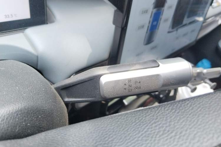 Used AION Y 2024 Plus 610 Intelligent Driving Edition Ternary Lithium Gear Lever