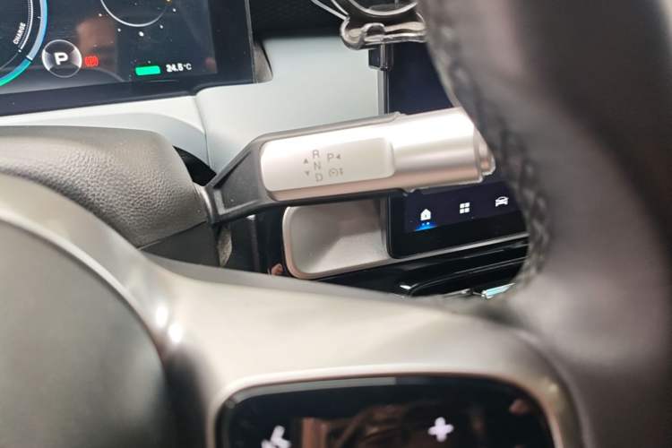 Used AION Y 2024 Younger Star Edition Gear Lever