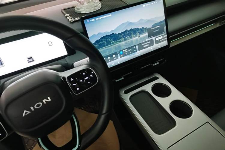 Used AION Y 2024 Plus 510 Intelligent Driving Version Gear Lever