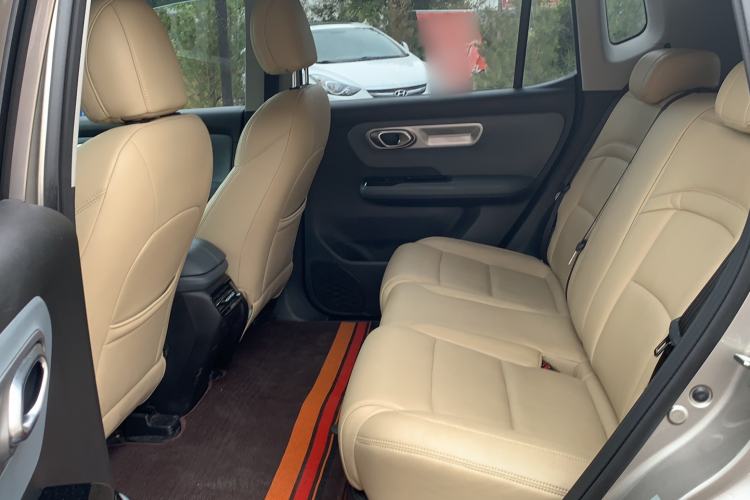 Used AION Y 2024 Younger Interior 2