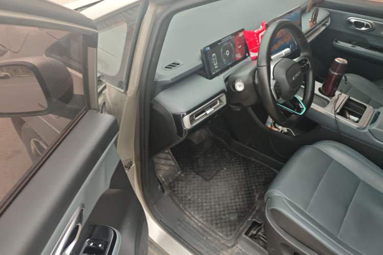Used AION Y 2024 Plus 510 Intelligent Driving Version Interior 3