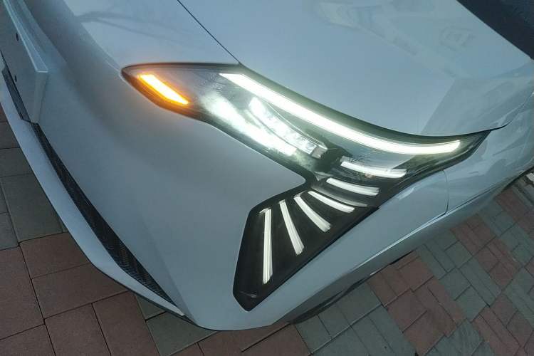 Used AION Y 2024 Younger Left Front Headlight