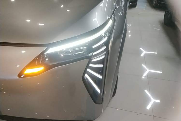 Used AION Y 2024 Plus 510 Intelligent Driving Version Left Front Headlight