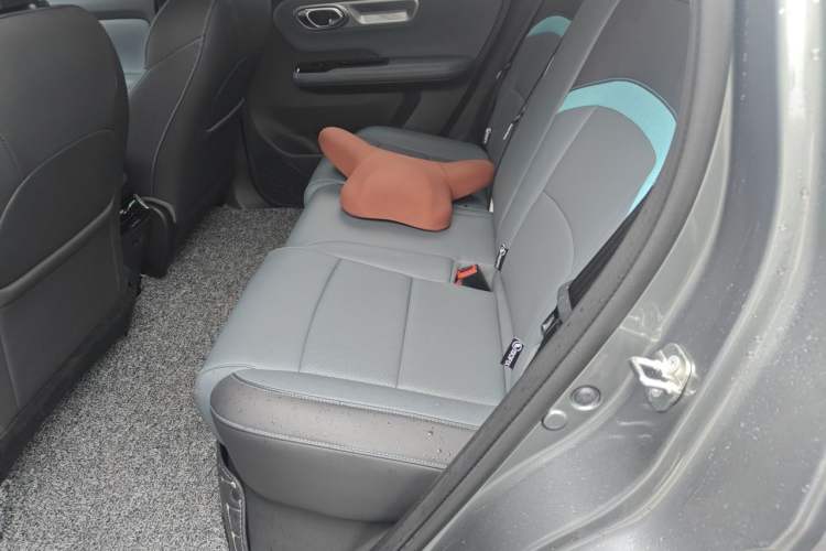 Used AION Y 2024 Plus 510 Intelligent Driving Version Left Rear Seat