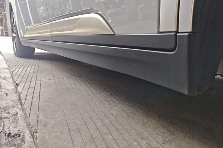 Used AION Y 2024 Plus 510 Intelligent Driving Version Left Side Sill