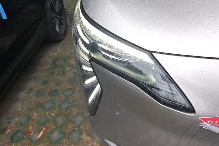 Used AION Y 2024 Plus 610 Intelligent Driving Version Right Front Headlight