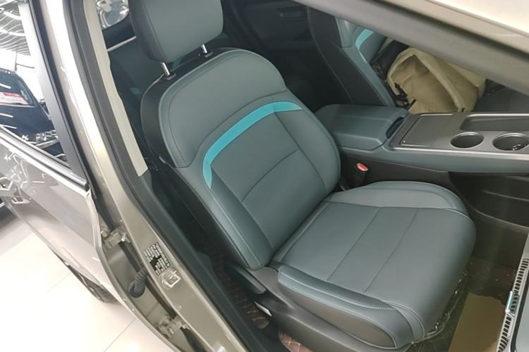 Used AION Y 2024 Plus 510 Intelligent Driving Version Right Front Seat