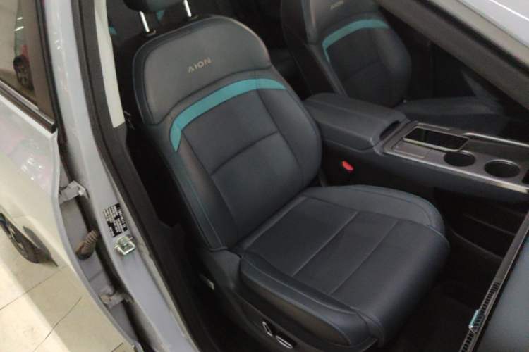 Used AION Y 2024 Plus 610 Intelligent Driving Edition Ternary Lithium Right Front Seat