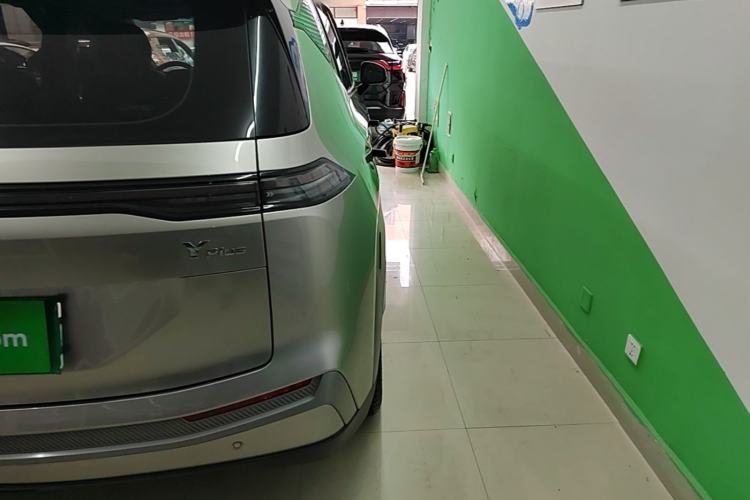 Used AION Y 2024 Plus 510 Intelligent Driving Version Right Rear Taillight