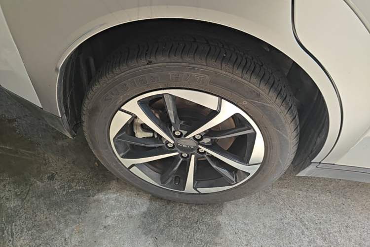 Used AION Y 2024 Younger Star Edition Right Rear Wheel Hub