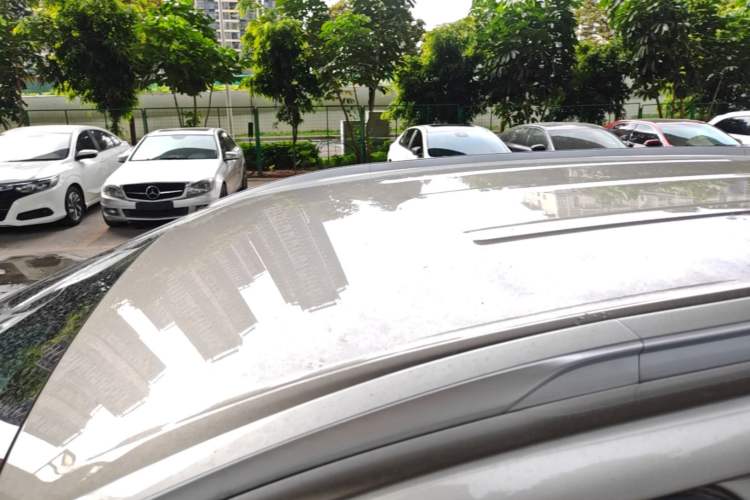 Used AION Y 2024 Younger Roof