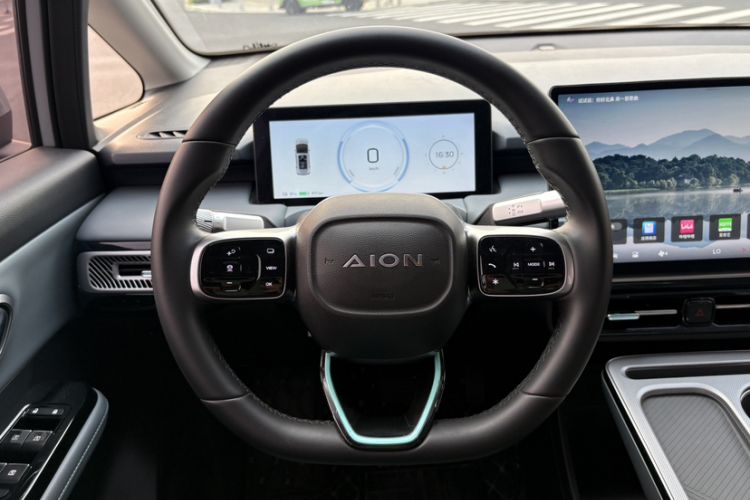 Used AION Y 2024 Plus 510 Intelligent Driving Version Steering Wheel