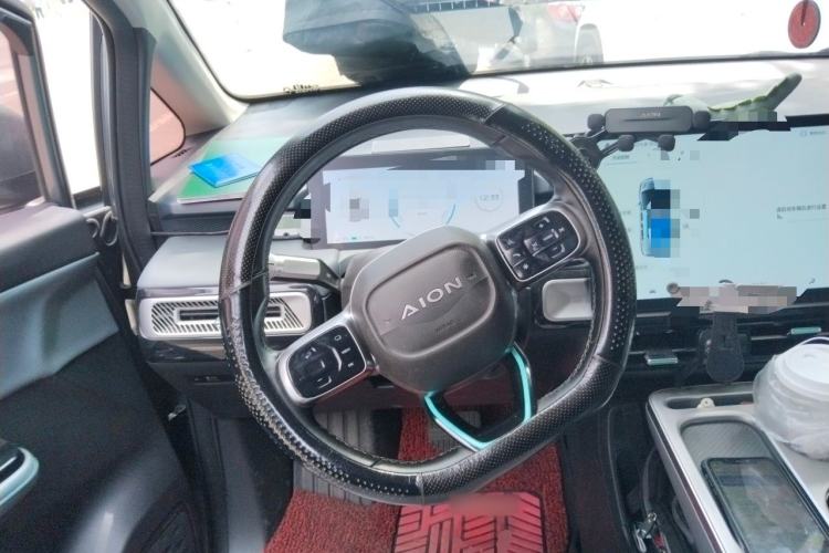 Used AION Y 2024 Plus 610 Intelligent Driving Edition Ternary Lithium Steering Wheel