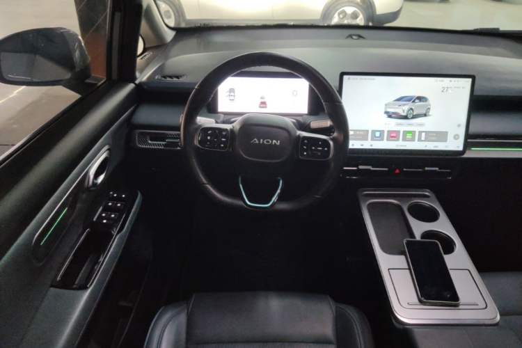 Used AION Y 2024 Plus 610 Intelligent Driving Edition Ternary Lithium Steering Wheel