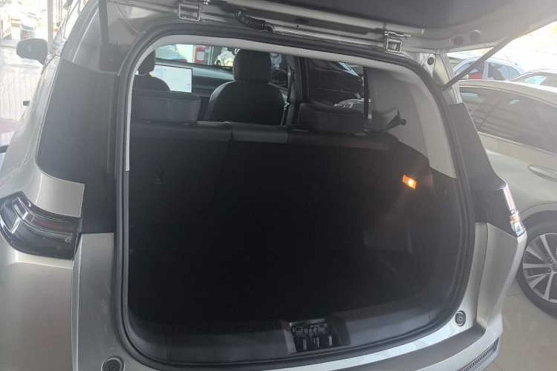 Used AION Y 2024 Younger Star Edition Trunk