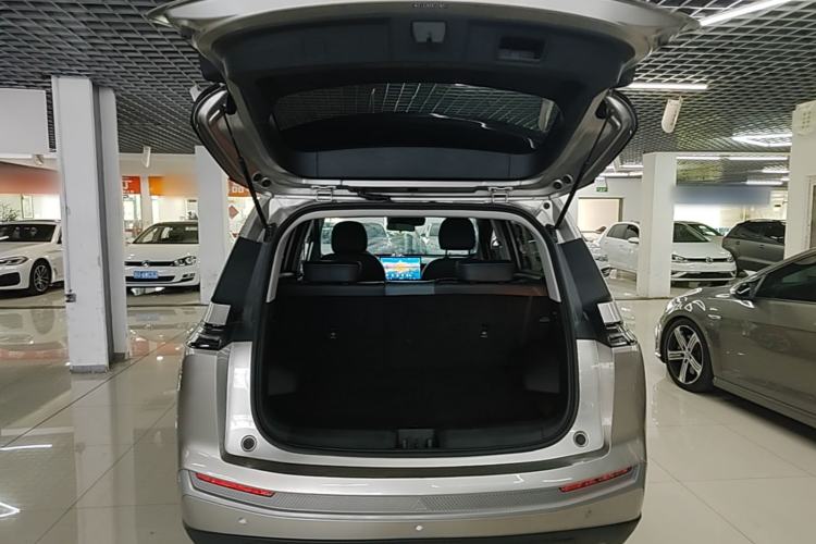 Used AION Y 2024 Plus 510 Intelligent Driving Version Trunk