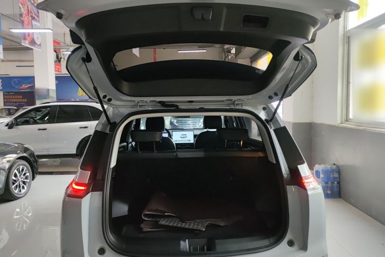 Used AION Y 2024 Younger Star Edition Trunk