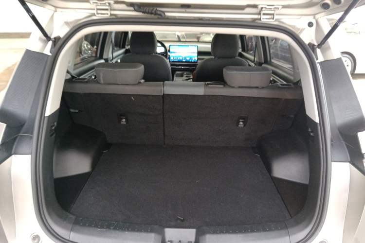 Used AION Y 2024 Plus 510 Intelligent Driving Version Trunk