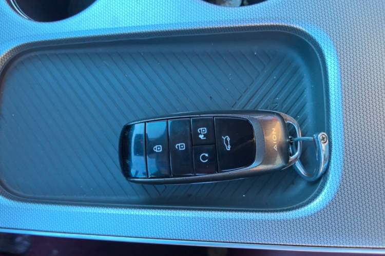 Used AION Y 2024 Younger Vehicle Key