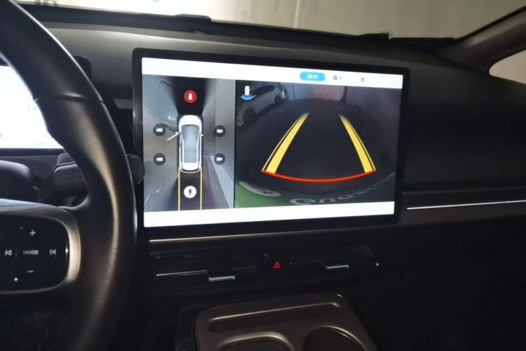 Used AION Y 2024 Plus 610 Intelligent Driving Version Audio And AC Panel