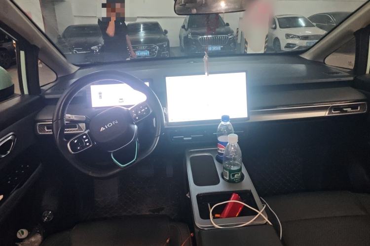 Used AION Y 2024 Younger Star Edition Center Console