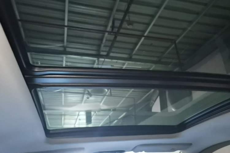 Used AION Y 2024 Plus 610 Intelligent Driving Version Headliner