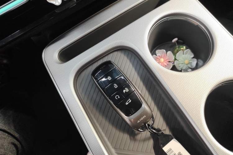 Used AION Y 2024 Younger Star Edition Interior 1