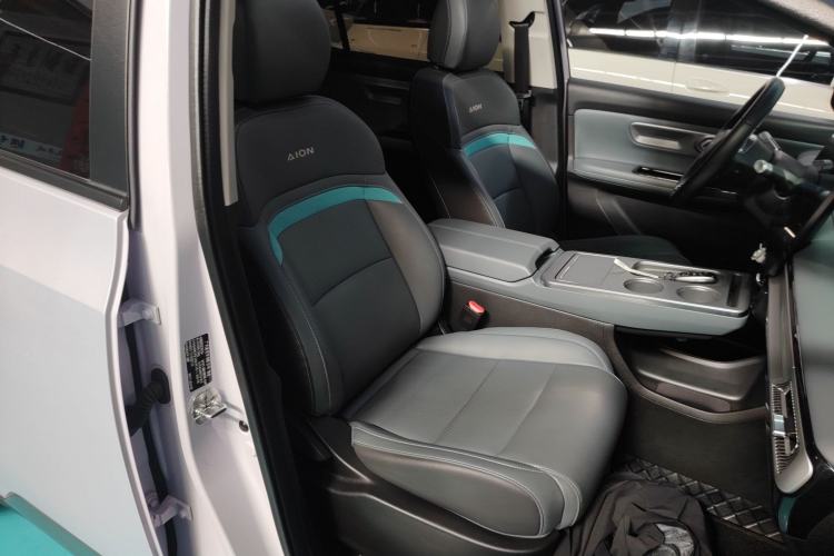 Used AION Y 2024 Younger Star Edition Right Front Seat